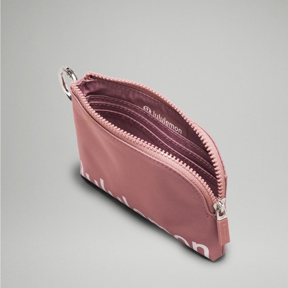 LULULEMON CARD POUCH - Picture 6 of 9